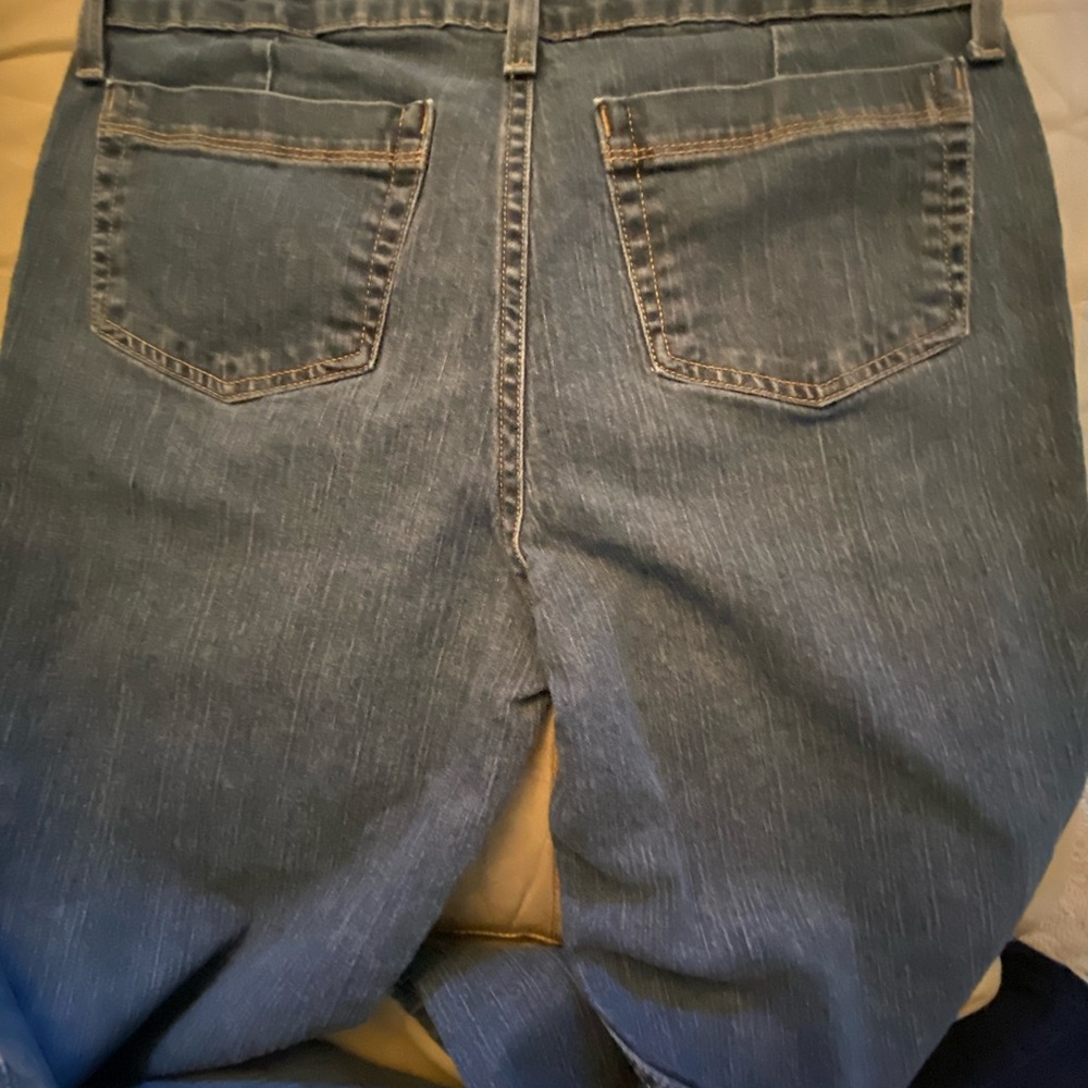 Eddie Bauer Ladies Capri length Jeans - size 12